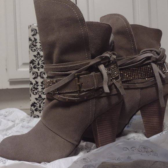 Naughty Monkey Booties - Picture 6 of 8